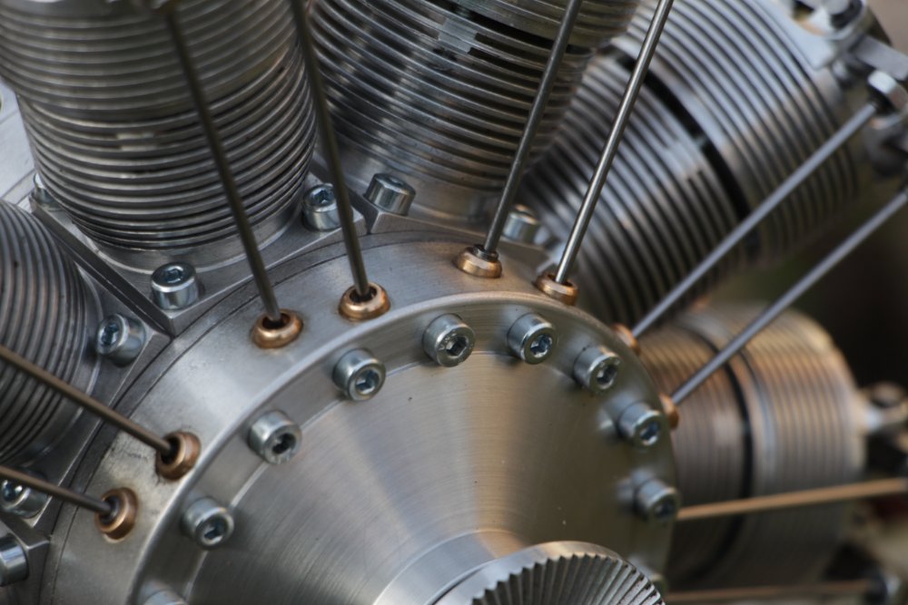 9 Cilinder stermotor