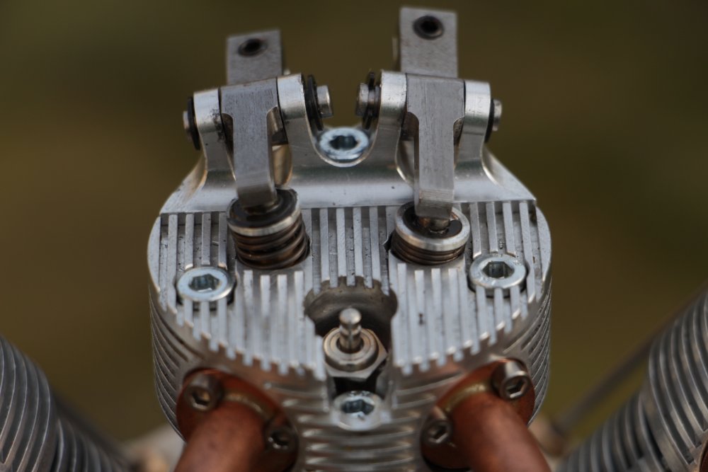 9 Cilinder stermotor